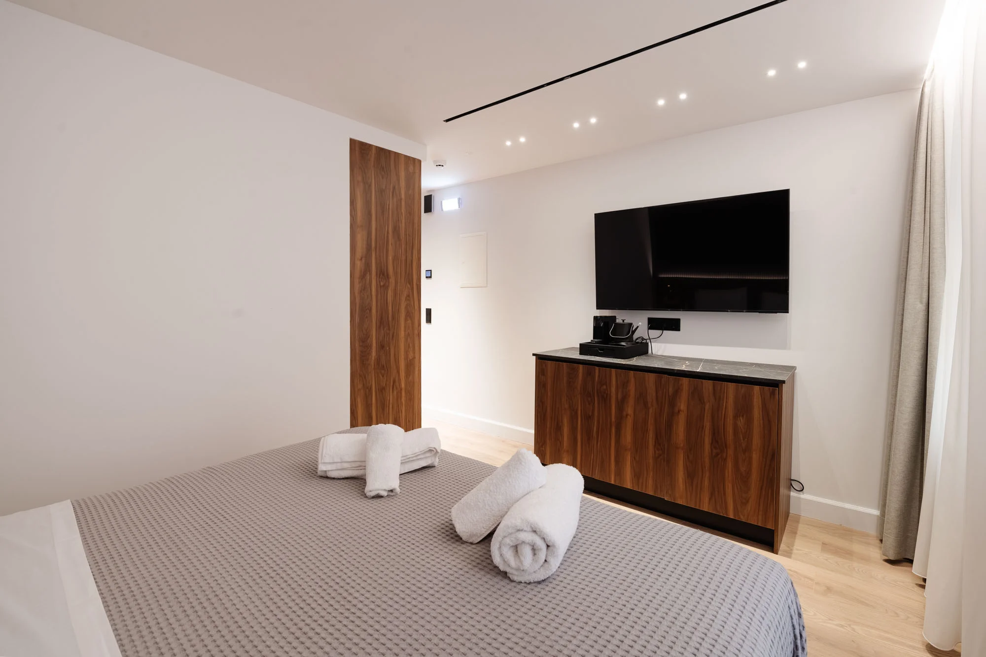 Bedroom - Kantoni Suites