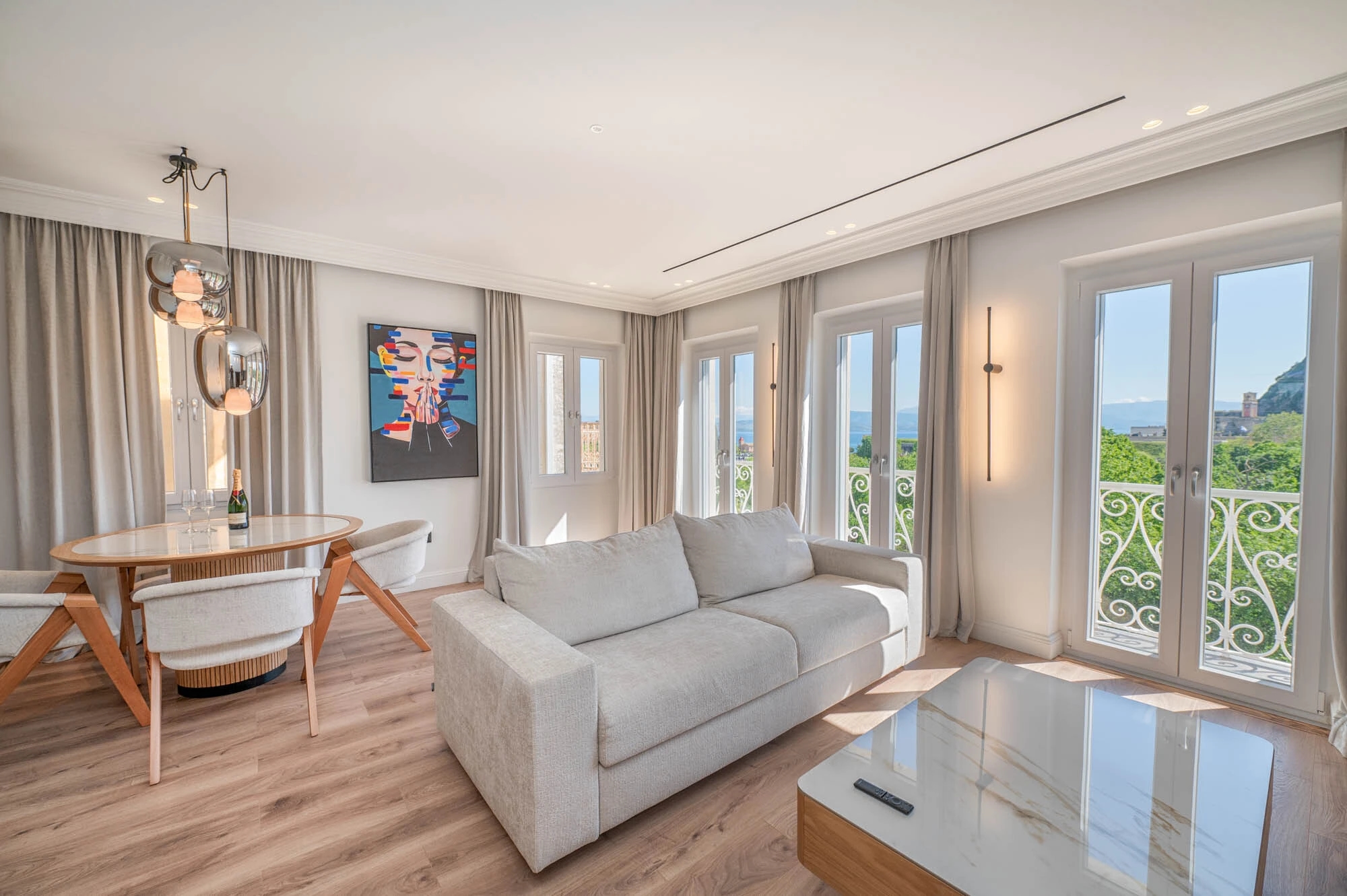 KANTONI LUXURY SUITES