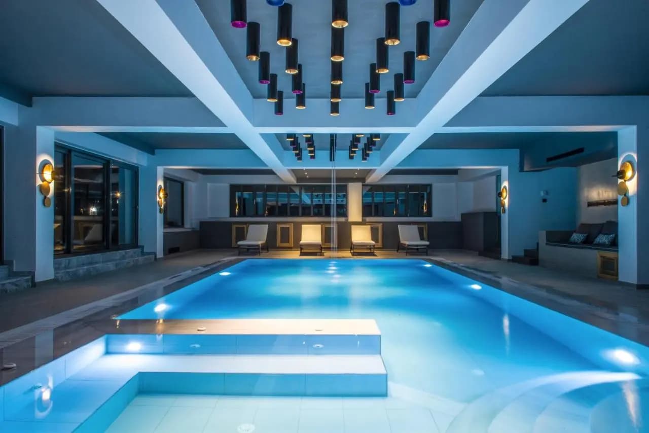 Amenity Bar