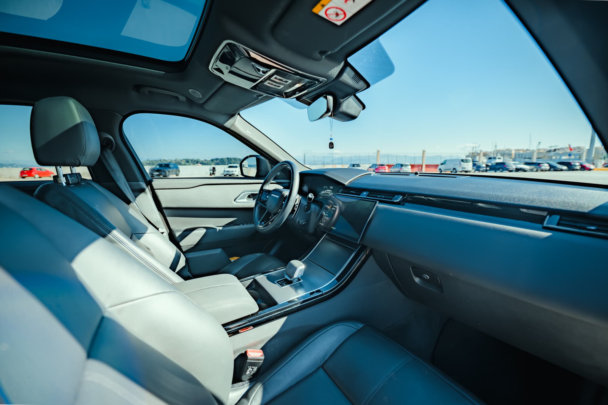 Range Rover Velar interior