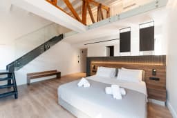 Bed - Kantoni Suites