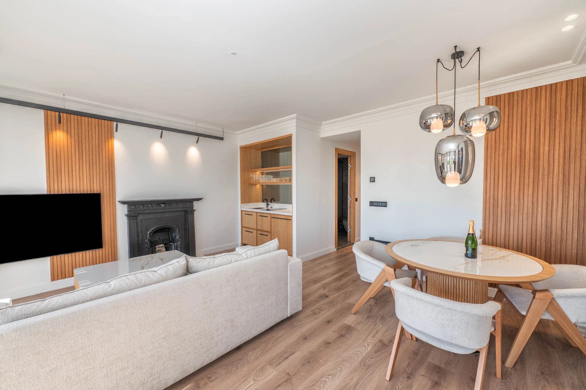 Living Room - Kantoni Unique Suites