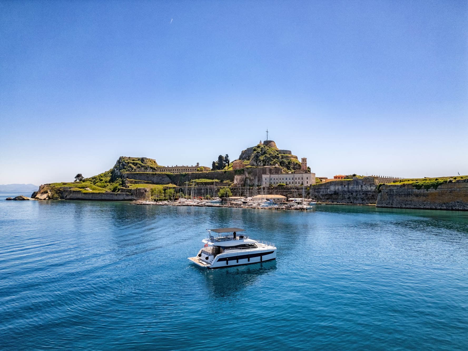 Old Town, Vido, Mouse Island & Kaiser Bridge Tour (5 Hours)