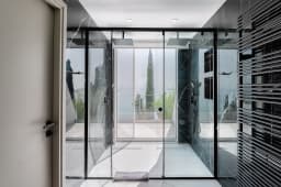 Shower - Villa Lazareto